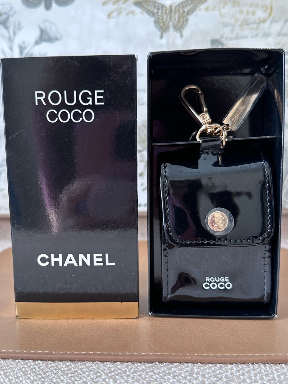 CHANEL Beauty Coco Rouge GWP Black Lipstick Case Red Interior with Gift Box